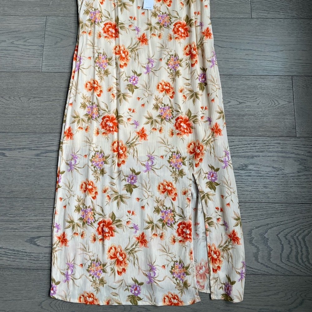 Floral Midi Dress - Picture 8 of 9